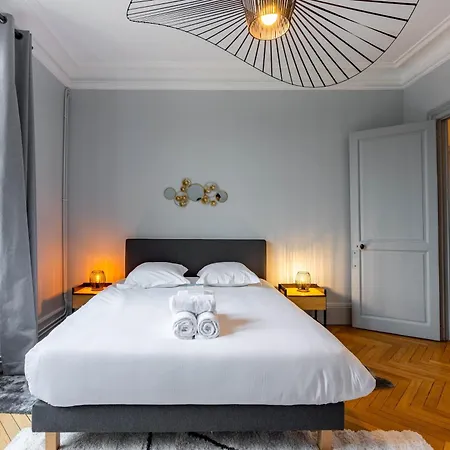 Le Chic De Foch - 5min A Pied De La Gare Daire *